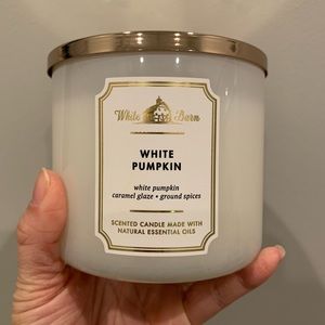 Brand New Bath and Body Works White Barn White Pumpkin Candle